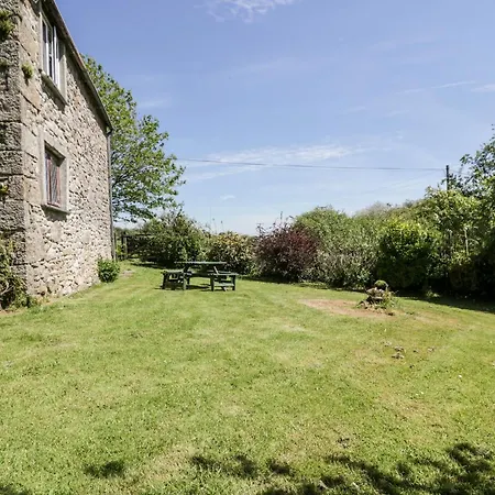 Holiday home Little Trespettigue Launceston