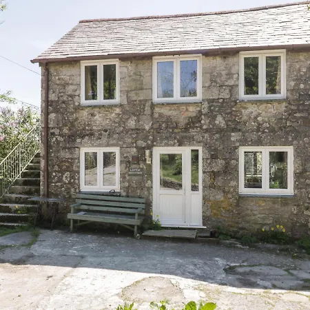 Little Trespettigue Holiday home